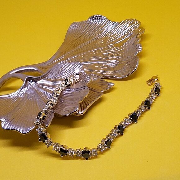 Elite New 14.95ctw Black Spinal & White Topaz Bracelet, 7.5 inches, - Picture 6 of 9